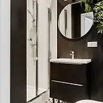 Shortstaypoland Kazimierza Wielkiego Апартаменты