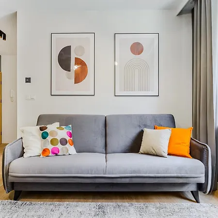 Shortstaypoland Kazimierza Wielkiego Apartman *
