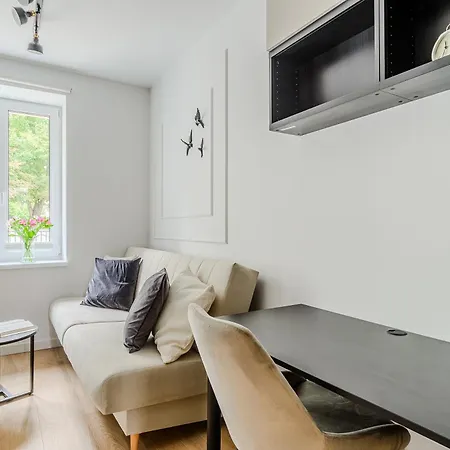 Shortstaypoland Kazimierza Wielkiego Apartman *